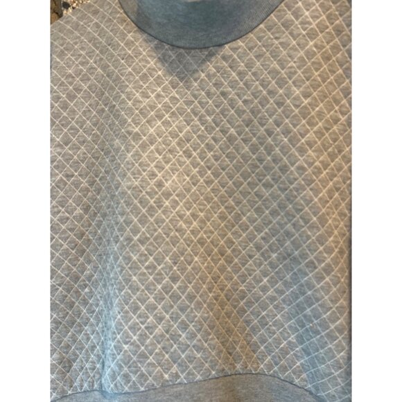 Quilted Gray Cropped Sweatshirt With Mock Neck & Ribbed Hem Soft Lightweight Str - Picture 3 of 7